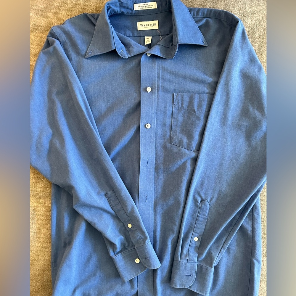 Van-Heusen Mens dress shirt